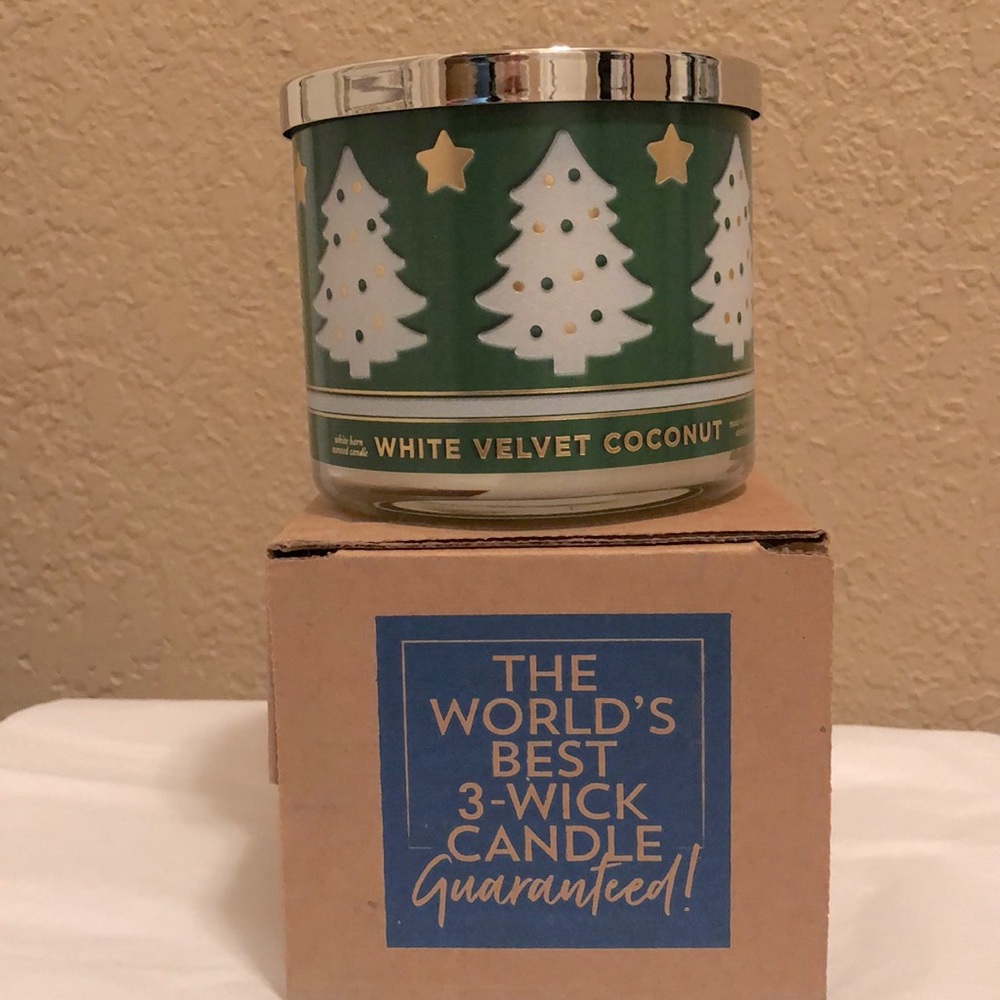 NWT Bath & Body Works White Velvet Coconut 3 wick candle.